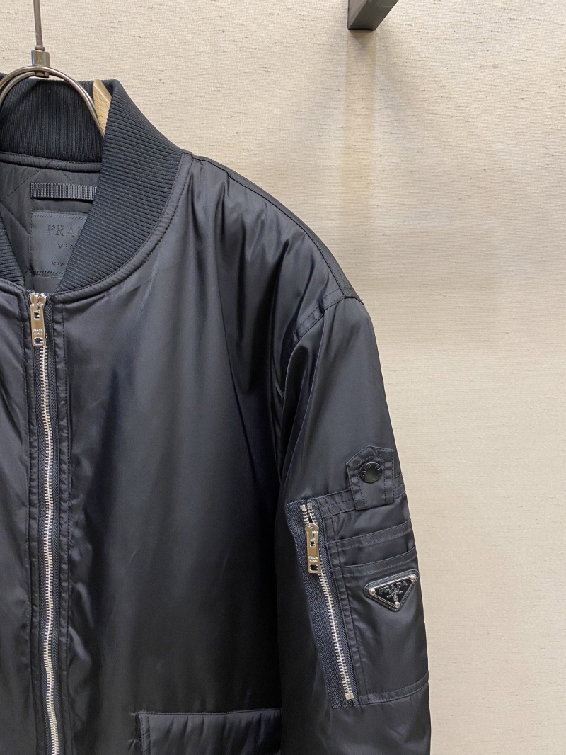 Pra*a outwear